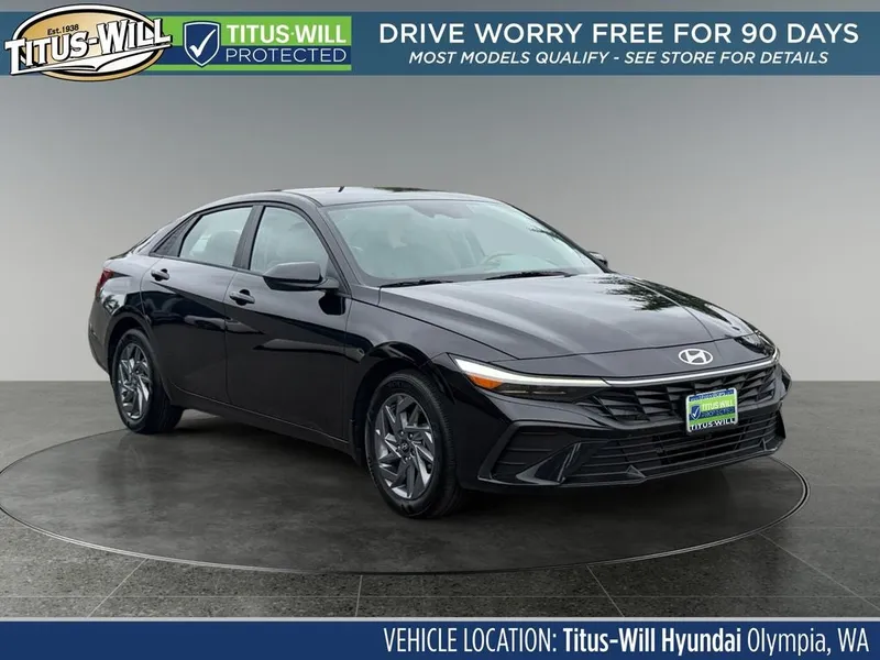 2024 Hyundai Elantra SEL in Abyss Black — front three-quarter view
