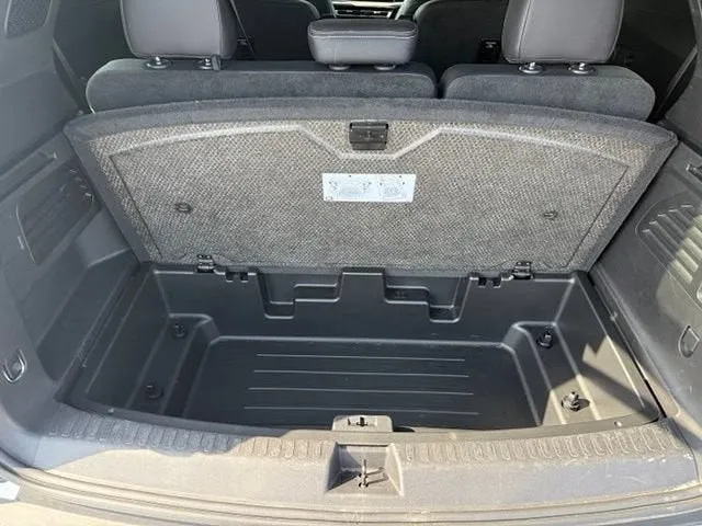 2025 Chevrolet Traverse — interior view