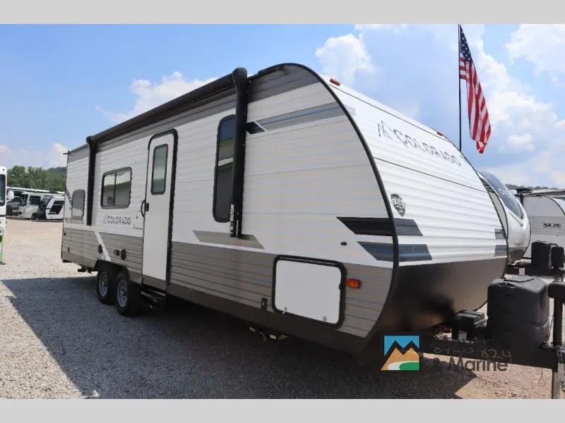 2022 Dutchmen RV Colorado 24BHC — front three-quarter view
