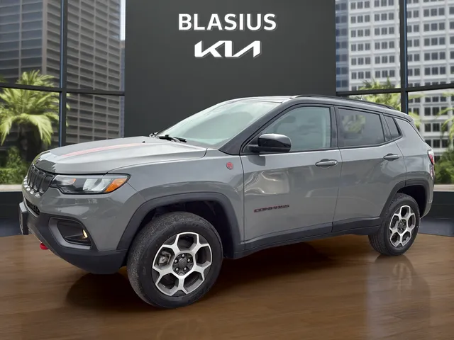 2022 Jeep Compass Trailhawk in Sting-Gray Clearcoat — front three-quarter view
