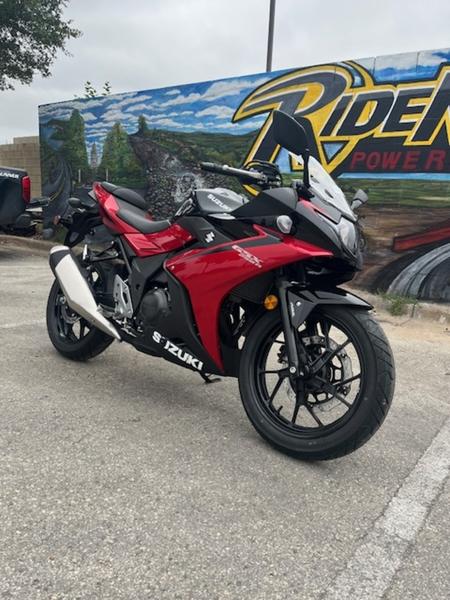 2025 Suzuki GSX250R ABS in RED — front three-quarter view