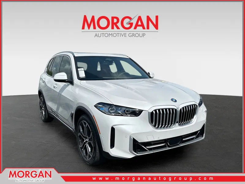 2026 BMW X5 xDrive50e in White — front three-quarter view