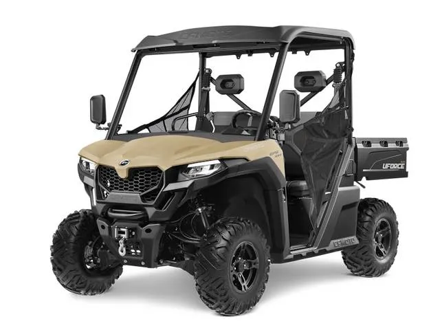 2026 CFMOTO UFORCE 600 — front three-quarter view