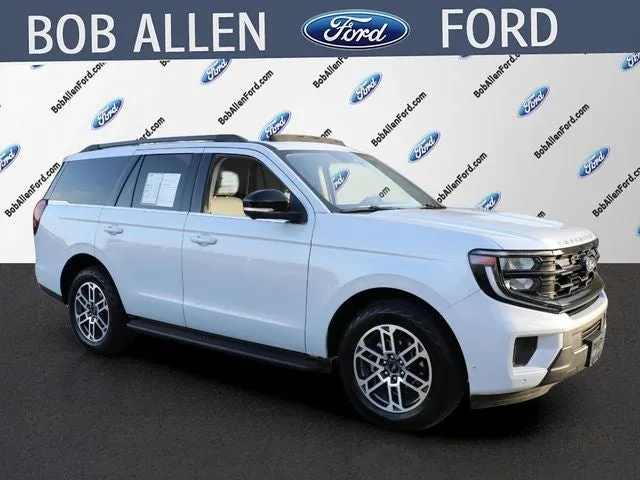 2025 Ford Expedition Active in Space Silver Metallic — front three-quarter view