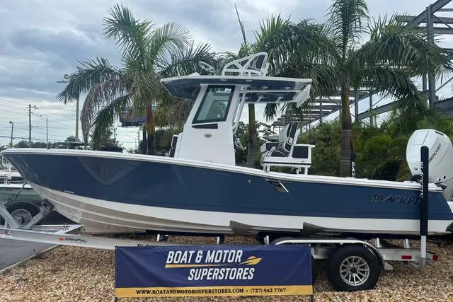 2026 Blackfin 262HB — front three-quarter view