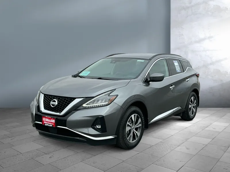 2022 Nissan Murano — front three-quarter view