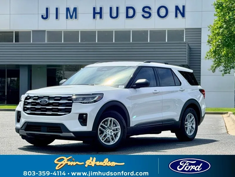 2026 Ford Explorer Active in White Metallic — front three-quarter view
