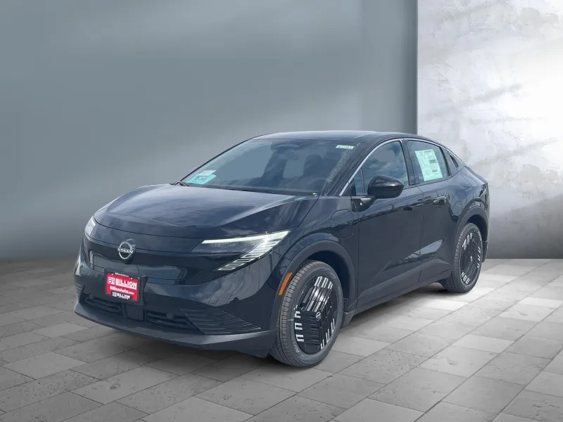 2026 Nissan LEAF — front three-quarter view