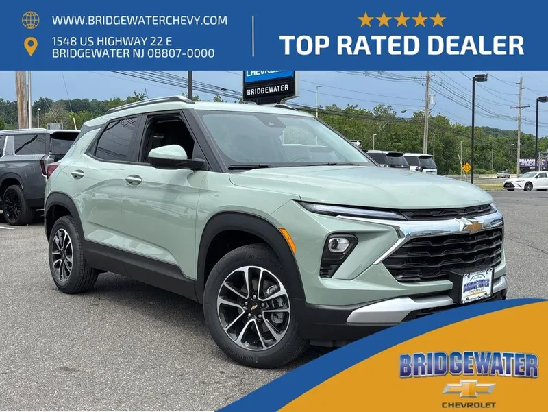 2026 Chevrolet Trailblazer LT in Cacti Green — front three-quarter view