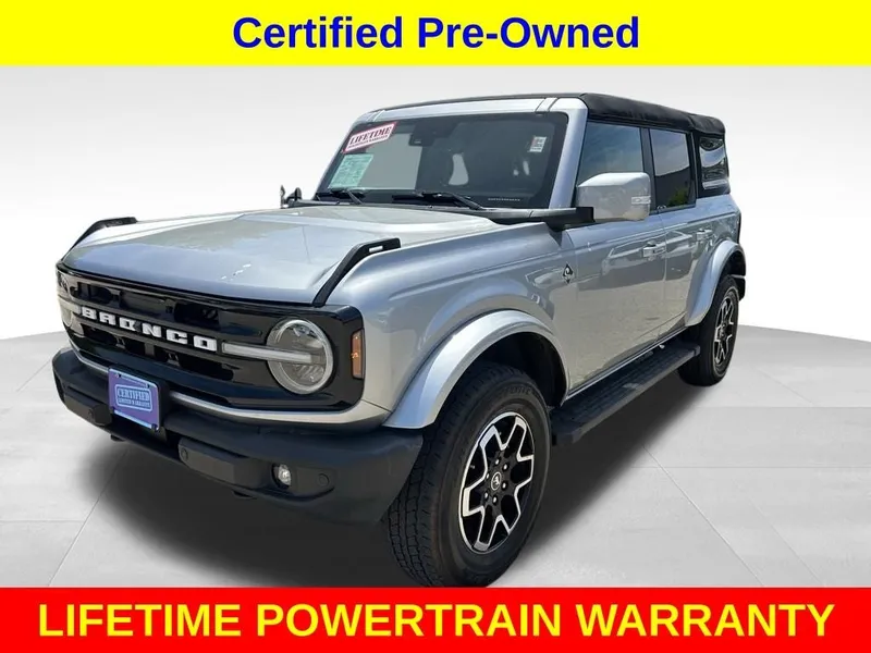 2023 Ford Bronco Base in Iconic Silver Metallic — front three-quarter view