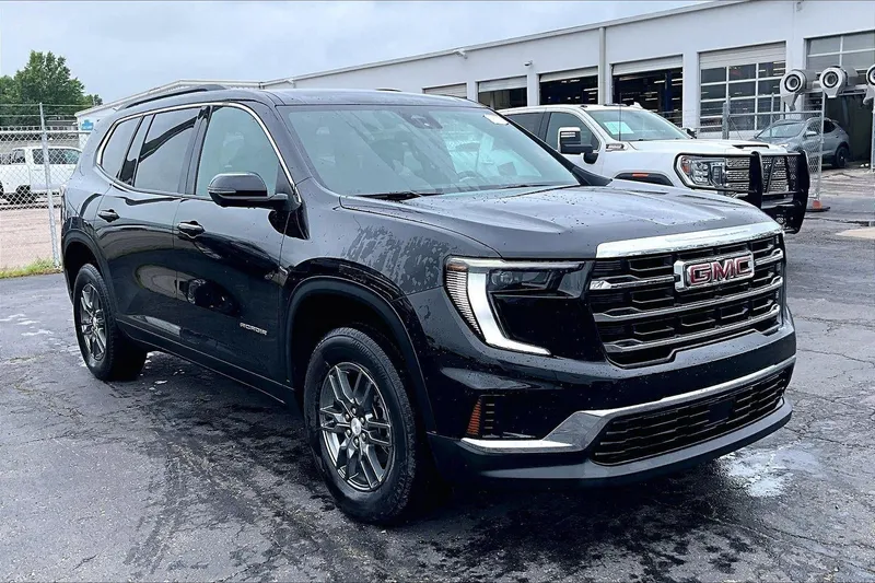 2025 GMC Acadia Elevation in Ebony Twilight Metallic — front three-quarter view
