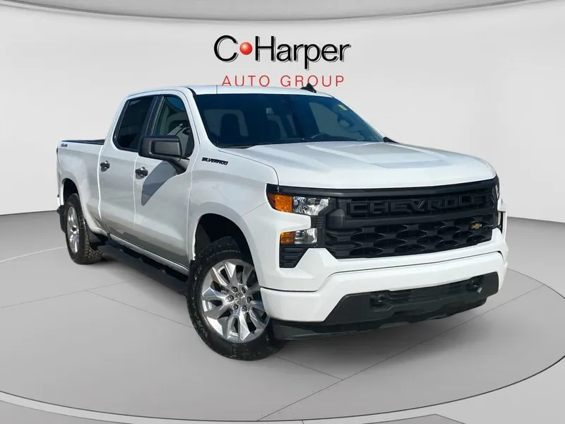 2023 Chevrolet Silverado 1500 Custom in Summit White — front three-quarter view