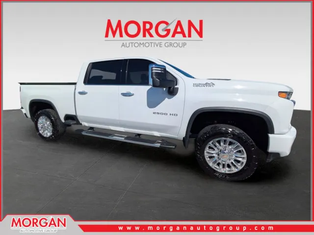 2021 Chevrolet Silverado 2500HD High Country in White — front three-quarter view