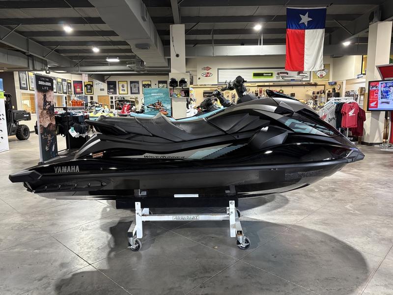 2025 Yamaha WaveRunners GP SVHO with Audio — photo 7 view