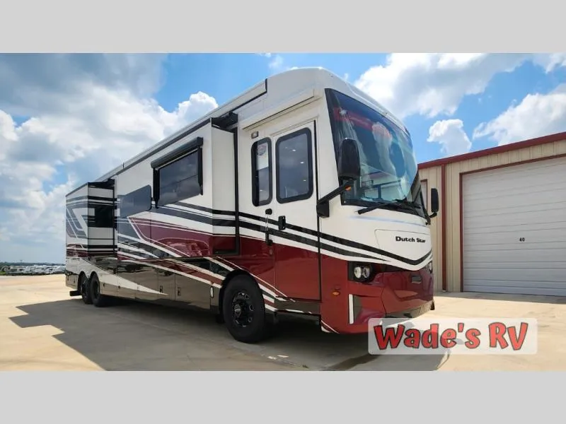 2026 Newmar Dutch Star 4369 — front three-quarter view