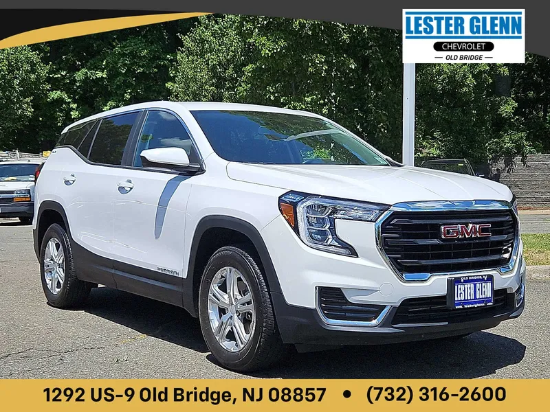 2022 GMC Terrain SLE in Summit White — front three-quarter view