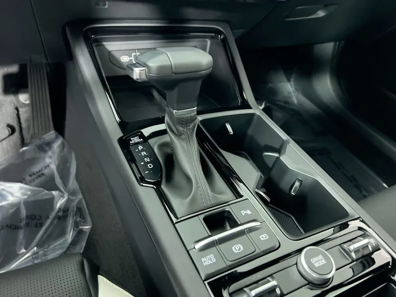 2026 Kia K5 — photo 24 view