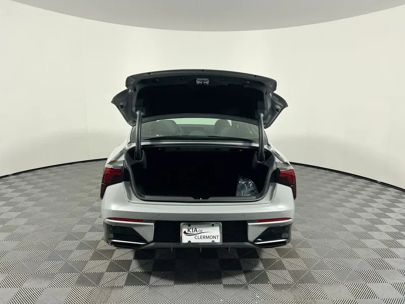 2026 Kia K5 — photo 34 view