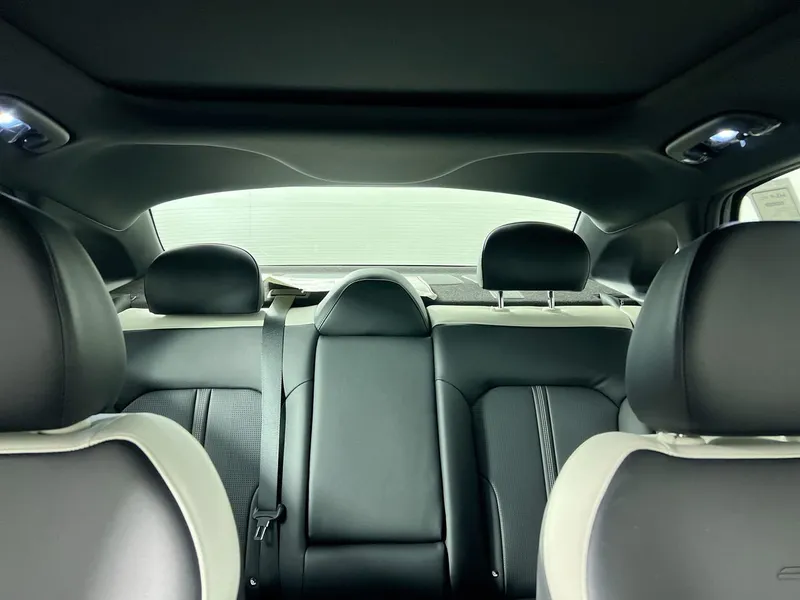 2026 Kia K5 — photo 33 view
