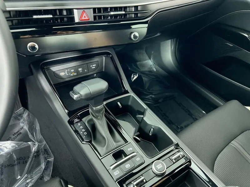 2026 Kia K5 — photo 25 view