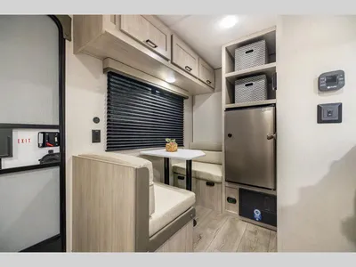 2027 Coachmen RV Catalina Summit Series 7