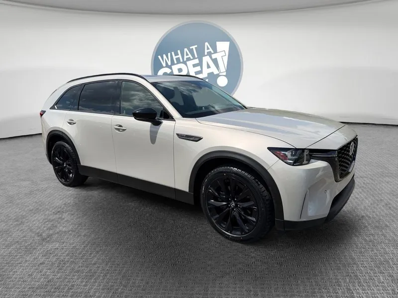 2025 Mazda Mazda CX-90 3.3 Turbo Premium in Platinum Quartz — front three-quarter view