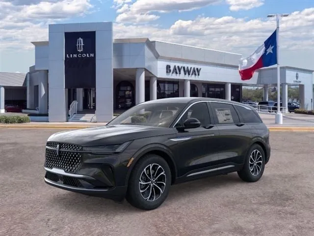 2026 Lincoln Nautilus Premiere in Infinite Black Metallic Clearcoat — front three-quarter view