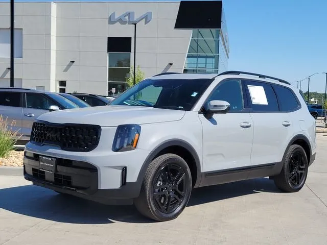 2025 Kia Telluride EX X-Line in Wolf Gray — front three-quarter view