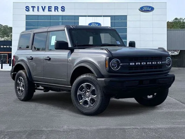 2026 Ford Bronco Big Bend in Carbonized Gray Metallic — front three-quarter view