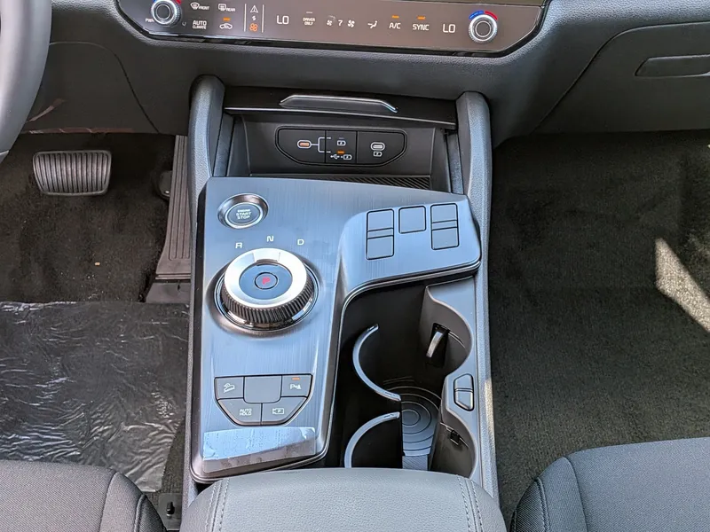 2026 Kia Sportage Hybrid — photo 23 view