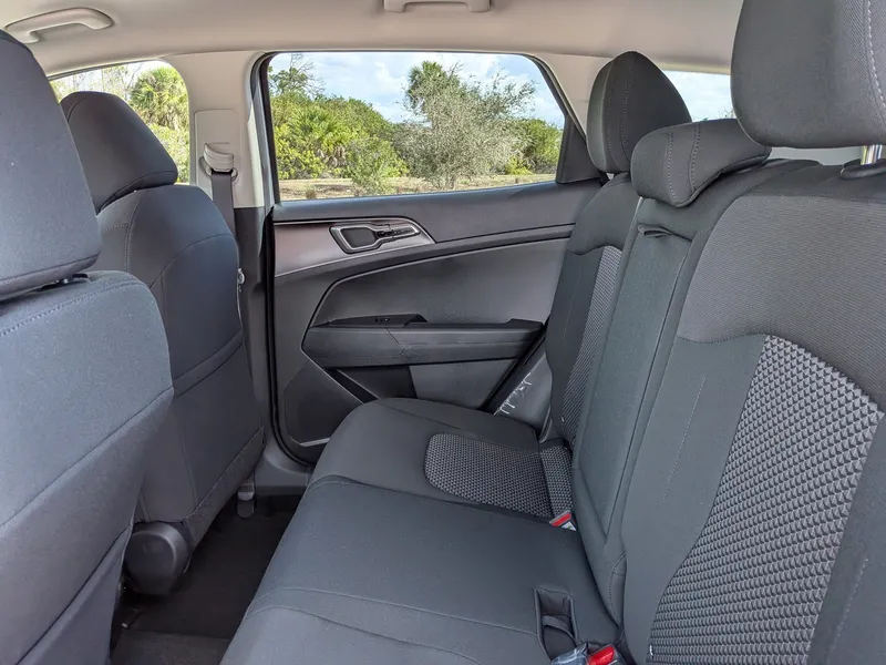 2026 Kia Sportage Hybrid — photo 15 view