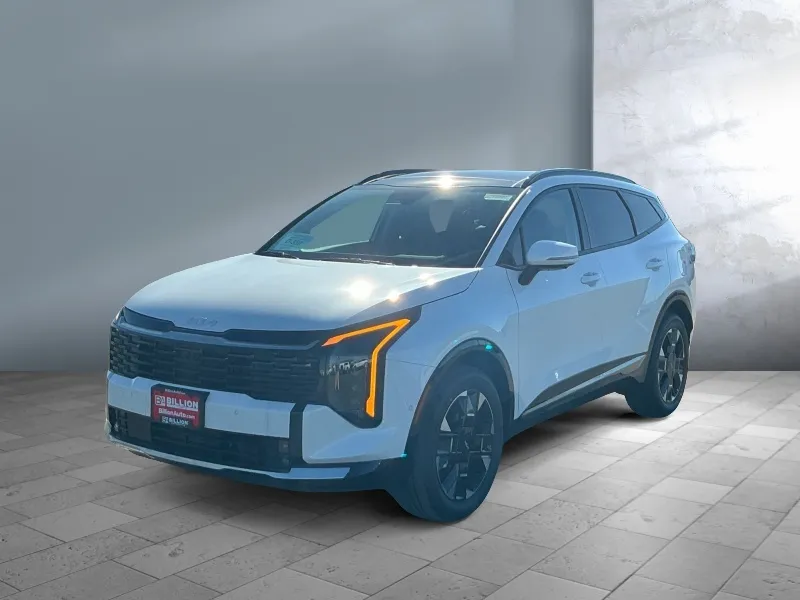 2026 Kia Sportage Hybrid — front three-quarter view