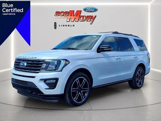 2019 Ford Expedition Limited in Oxford White Yz — front three-quarter view