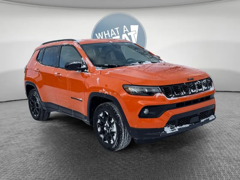 2026 Jeep Compass COMPASS LATITUDE ALTITUDE 4X4 in Joose Exterior Paint — front three-quarter view