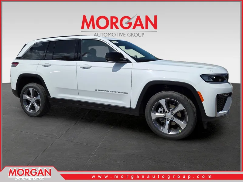 2026 Jeep Grand Cherokee Limited in White/off-white — front three-quarter view