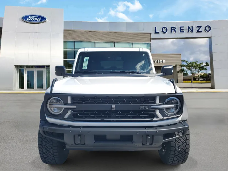 2025 Ford Bronco — side profile view