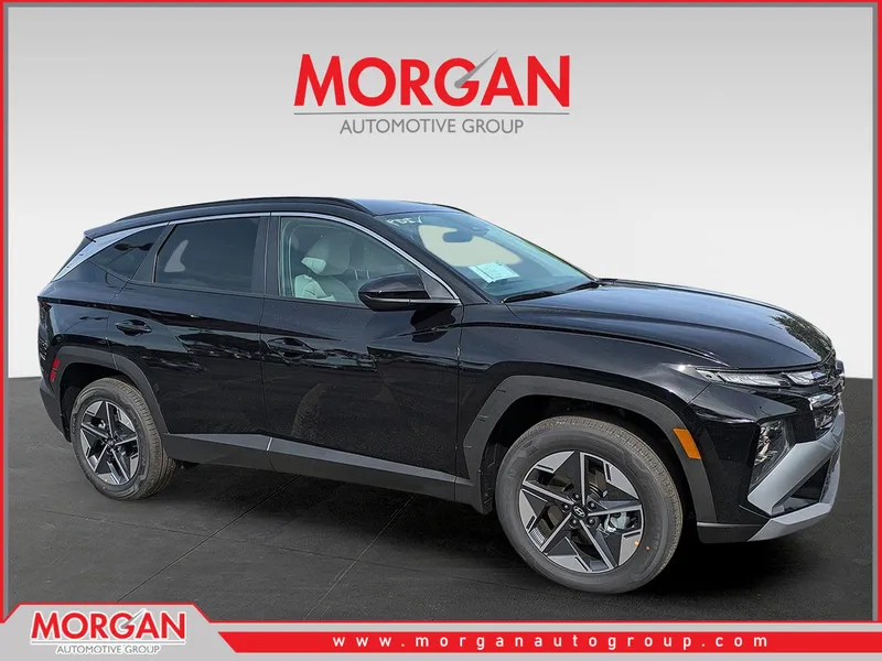 2026 Hyundai TUCSON HYBRID SEL in Ash Black — front three-quarter view