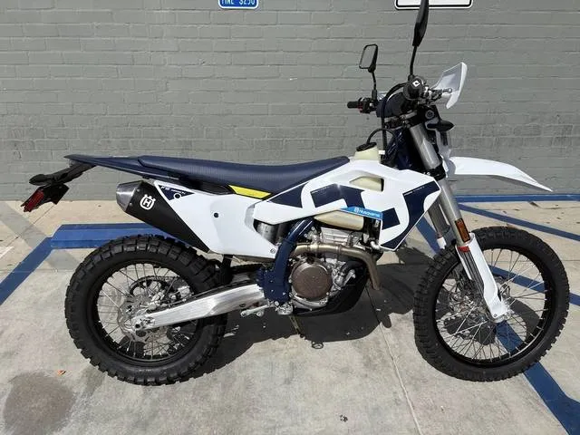 2026 Husqvarna® FE 350s — front three-quarter view