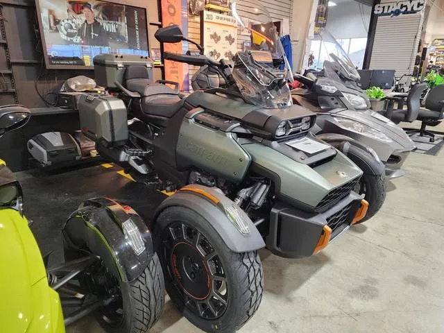 2026 Can-Am® Canyon Redrock — front three-quarter view