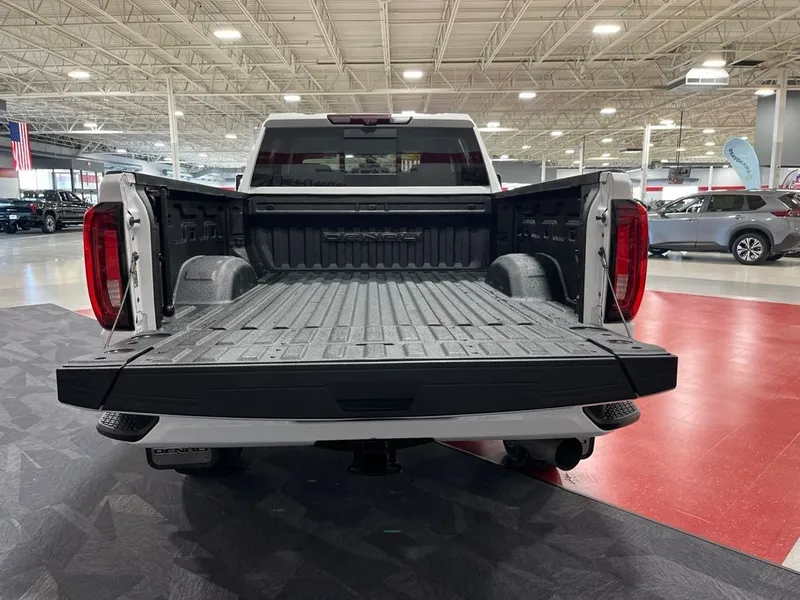 2021 GMC Sierra 3500HD — detail view