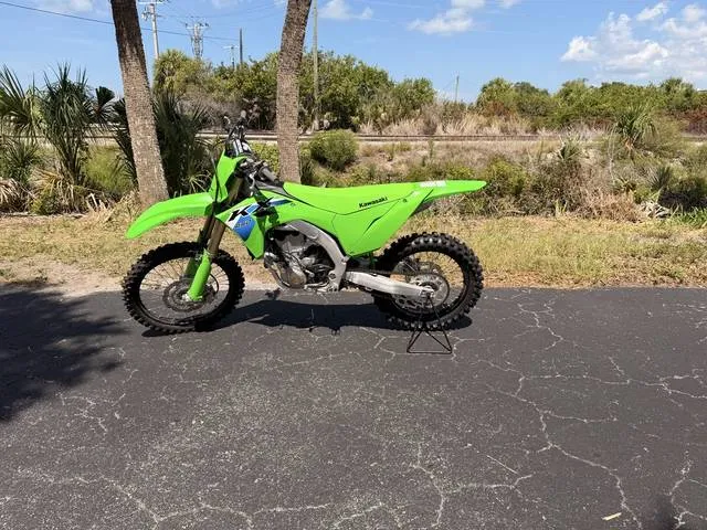 2026 Kawasaki KX™450 — front three-quarter view