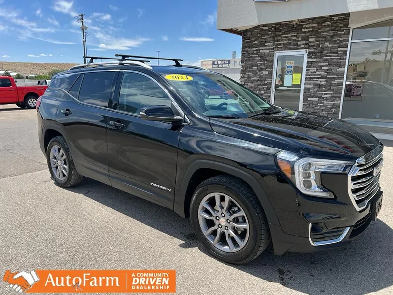 2024 GMC Terrain SLT in Ebony Twilight Metallic — front three-quarter view