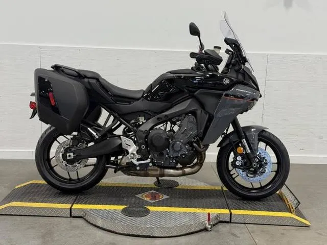 2026 Yamaha Tracer 9 — front three-quarter view