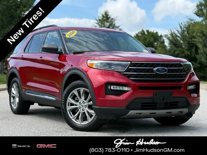 2020 Ford Explorer XLT in Red Metallic — front three-quarter view