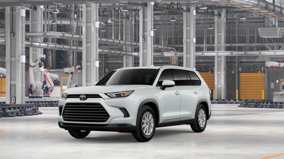 2026 Toyota Grand Highlander XLE in Wind Chill Pearl — front three-quarter view