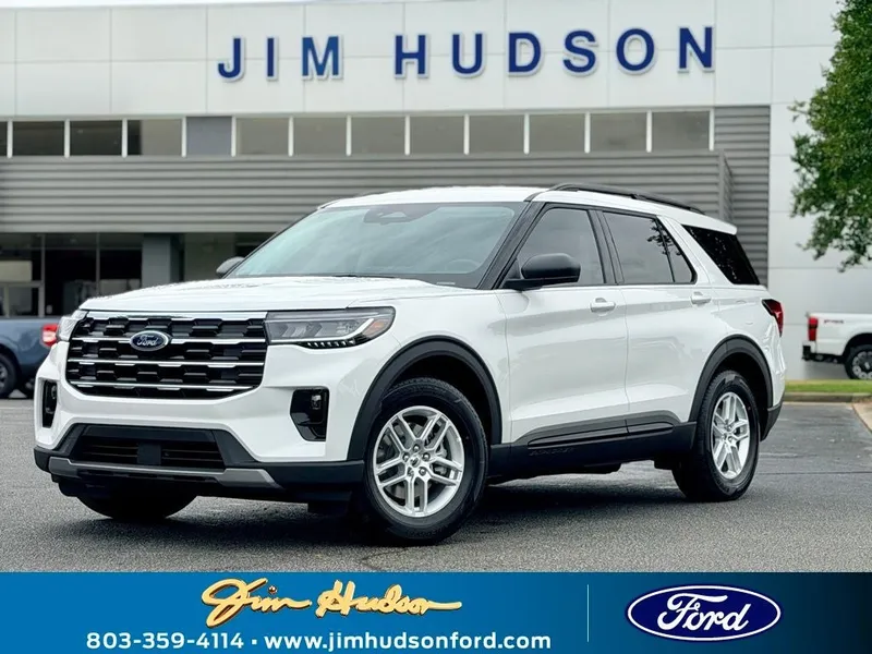 2026 Ford Explorer Active in White Metallic — front three-quarter view