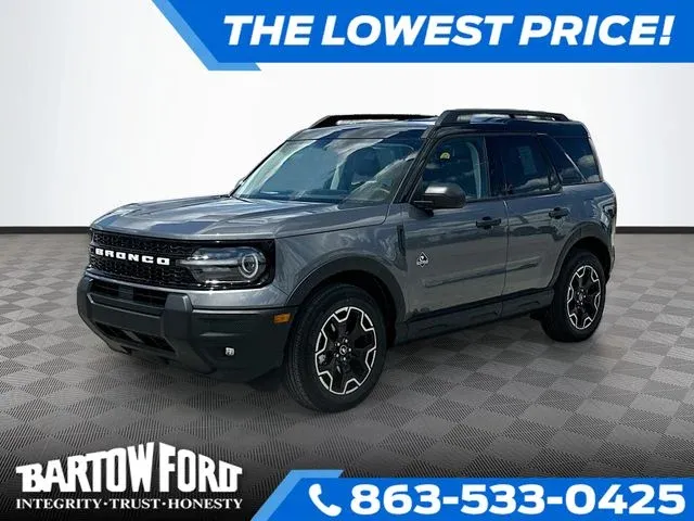 2026 Ford Bronco Sport Outer Banks in Gray Metallic — front three-quarter view