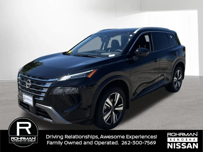 2025 Nissan Rogue SL Premium Package in Super Black — front three-quarter view
