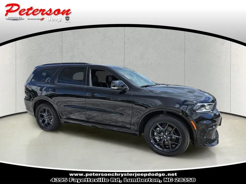 2026 Dodge Durango DURANGO GT PLUS AWD HEMI V8 in Diamond Black Clear-Coat Exterior Paint — front three-quarter view