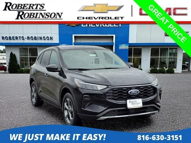 2025 Ford Escape ST-Line in Black — front three-quarter view